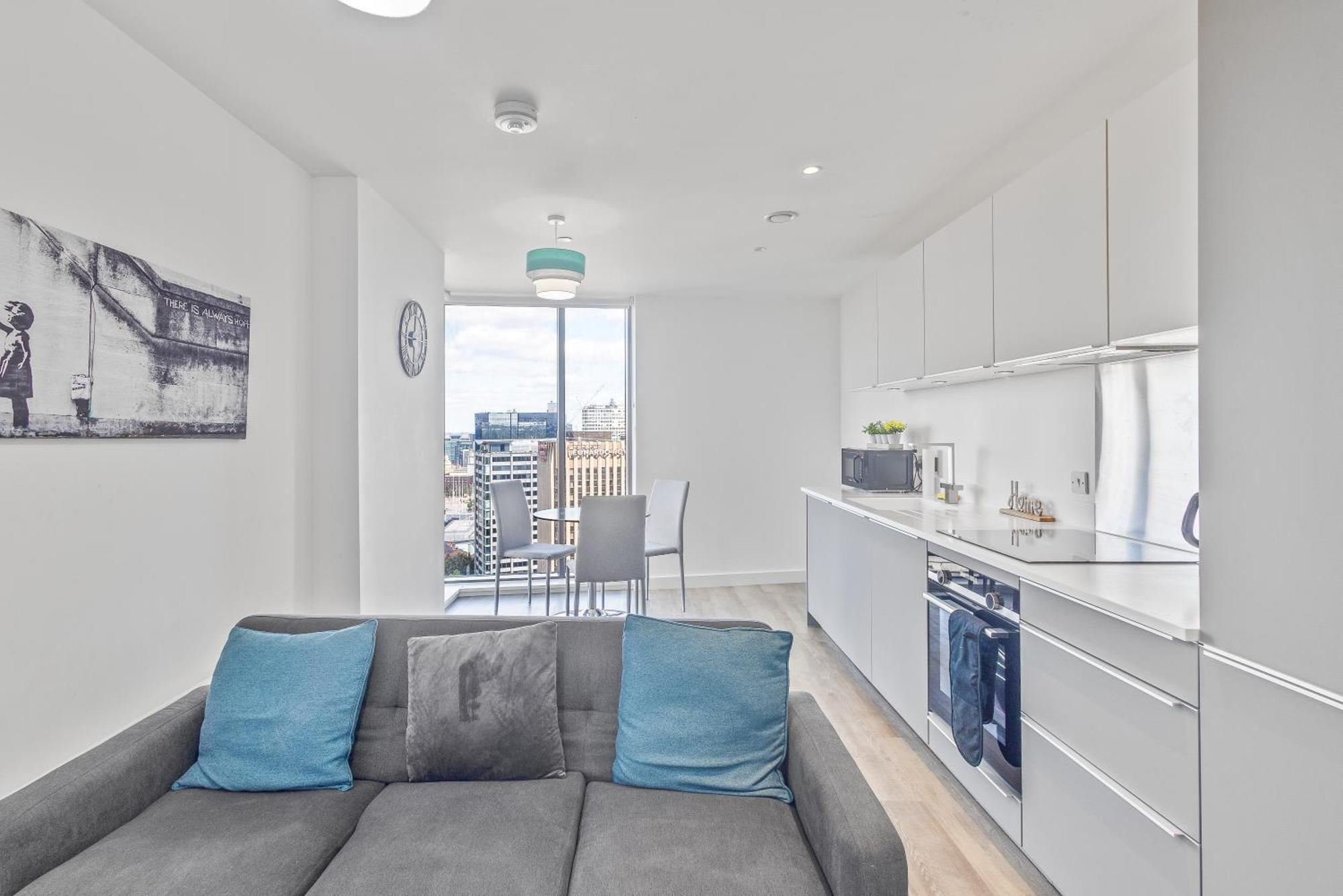 Luxury 2 Bedroom Apartment, On Broad Street! برمنغهام المظهر الخارجي الصورة